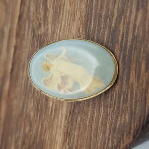 Christmas angel religious pin vintage heirloom‎ B604